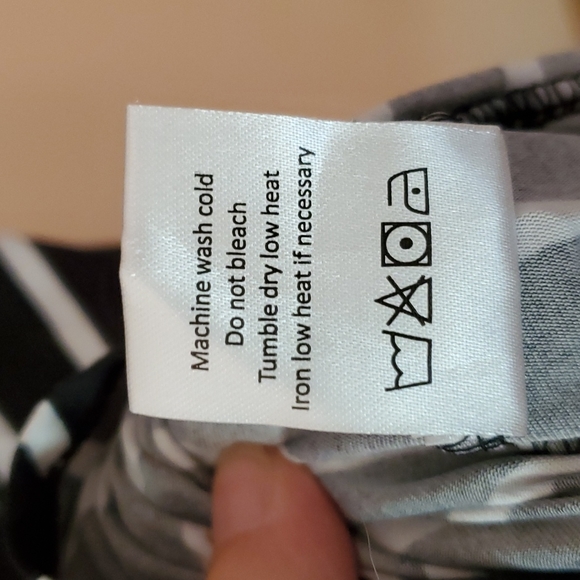 Top - Picture 5 of 6